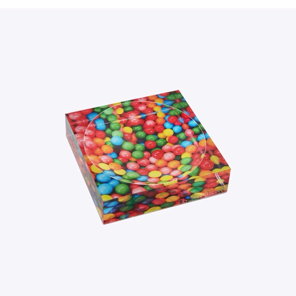 Bubble gum multi color dish